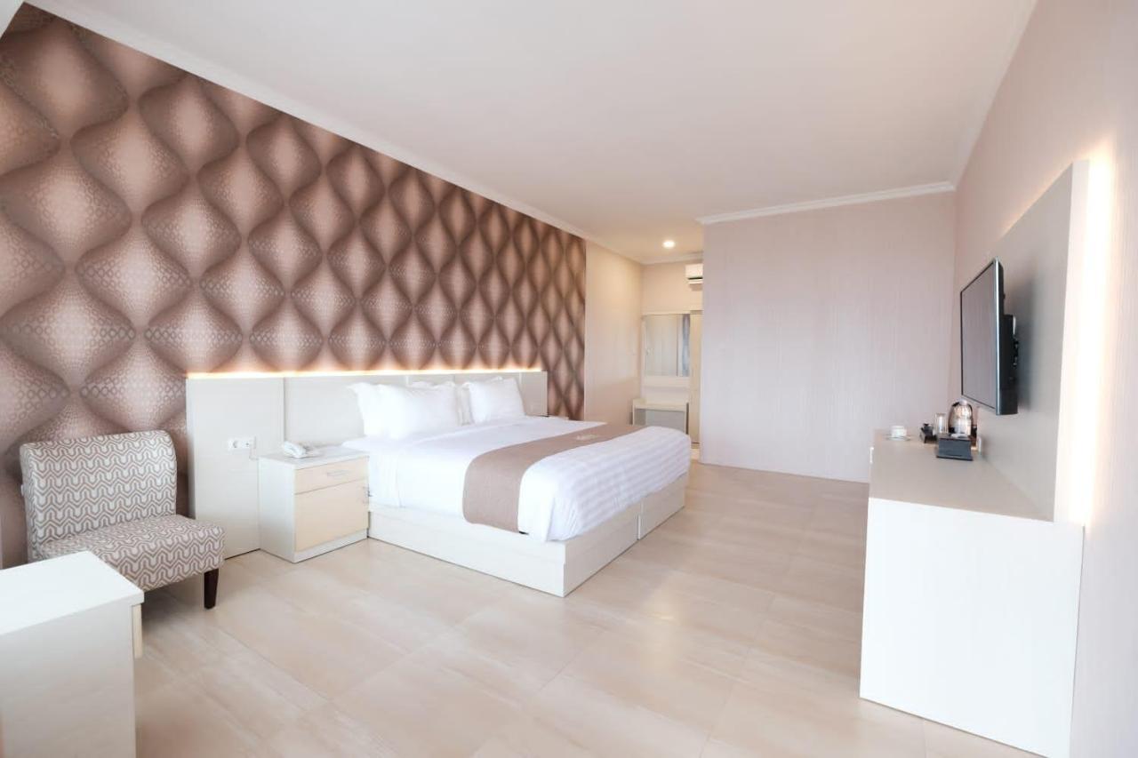 פאלו Bukit Indah Doda Hotel & Resorts מראה חיצוני תמונה