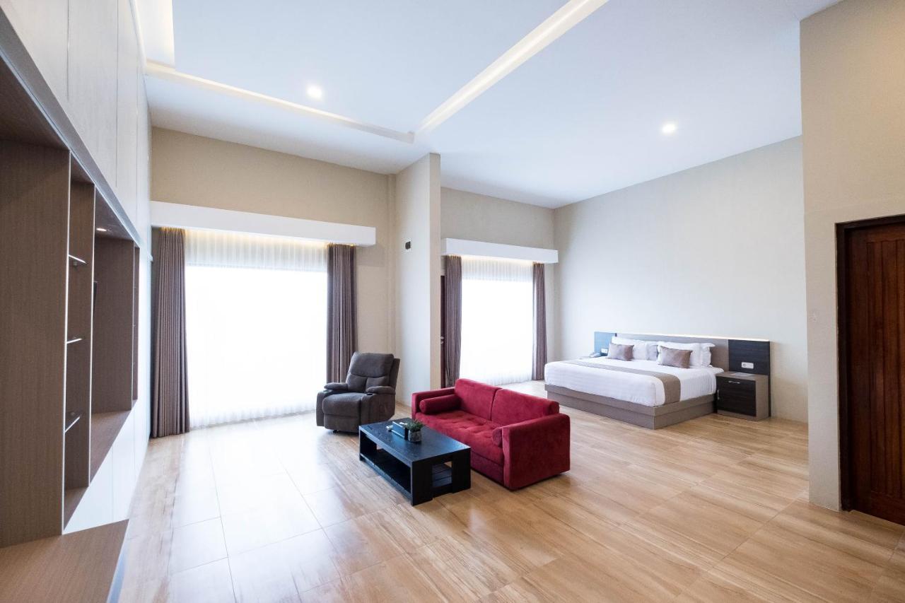 פאלו Bukit Indah Doda Hotel & Resorts מראה חיצוני תמונה
