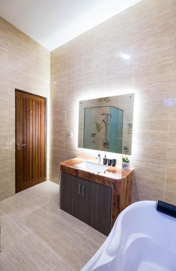 פאלו Bukit Indah Doda Hotel & Resorts מראה חיצוני תמונה